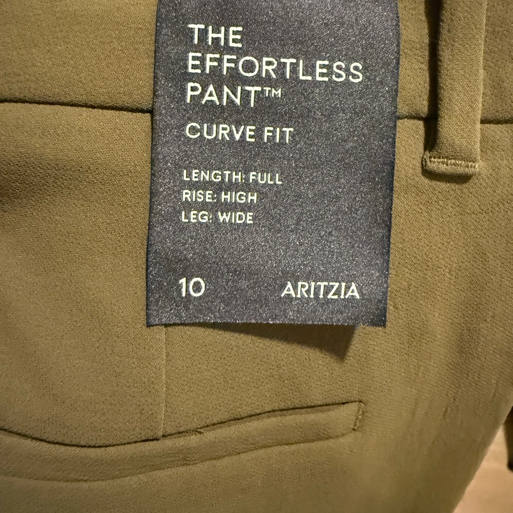 Aritzia The Effortless Pant - Olive Green Curve Fit